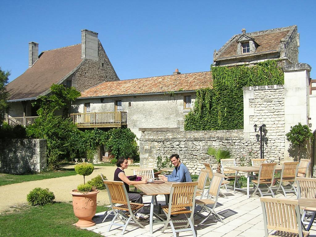 Le Pigeonnier Du Perron Hotel Availles-en-Chatellerault Eksteriør billede