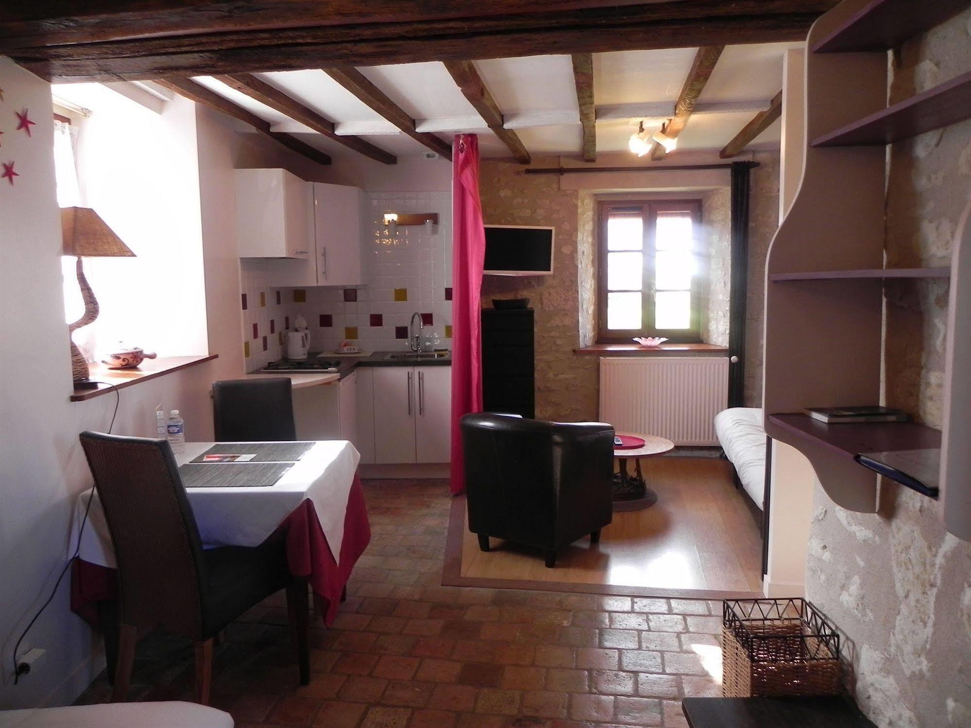 Le Pigeonnier Du Perron Hotel Availles-en-Chatellerault Eksteriør billede