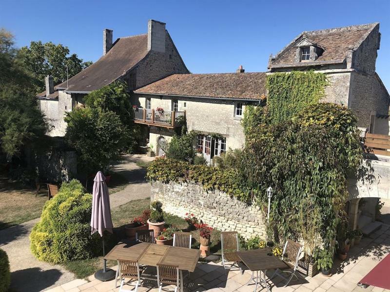 Le Pigeonnier Du Perron Hotel Availles-en-Chatellerault Eksteriør billede